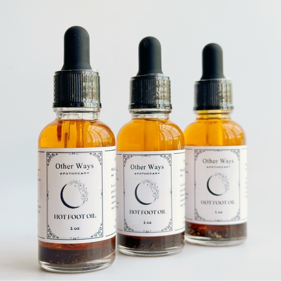 Hot Foot Oil 1oz Banishing & Removing Negative Energy Rituals Hoodoo Wicca Pagan - Picture 3 of 7